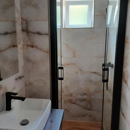 Apartmany Makarska Drvenik  Exterior photo